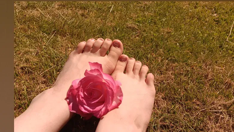 OnlyFans cuenta tinytoes1999 avatar 1