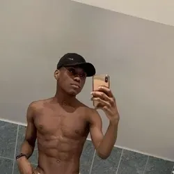 OnlyFans account  boylevi97 avatar 1