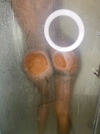 OnlyFans cuenta beautynamedju header 2