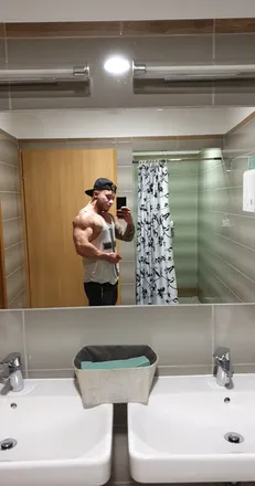 OnlyFans cuenta mateonabombie header 2
