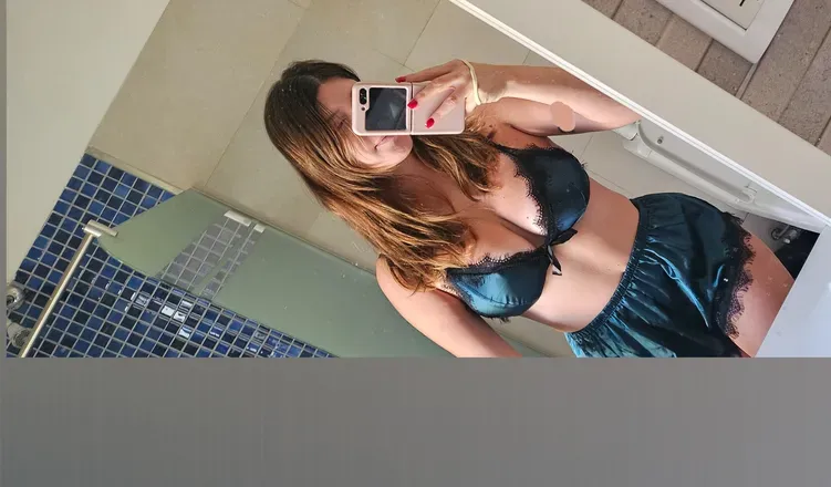 OnlyFans cuenta momsarah header 2