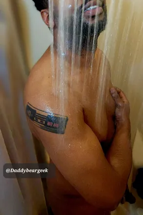 OnlyFans cuenta daddybeargeek header 2