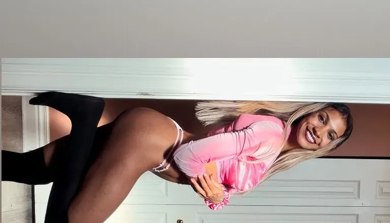 OnlyFans cuenta hustlegoddessbarbie header 2