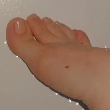 OnlyFans cuenta prettyfootprincess22 header 2