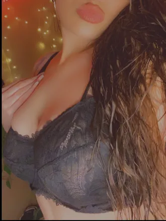 OnlyFans cuenta kyliembabyvip header 2