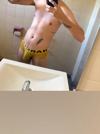 OnlyFans cuenta weslyguz31 header 2