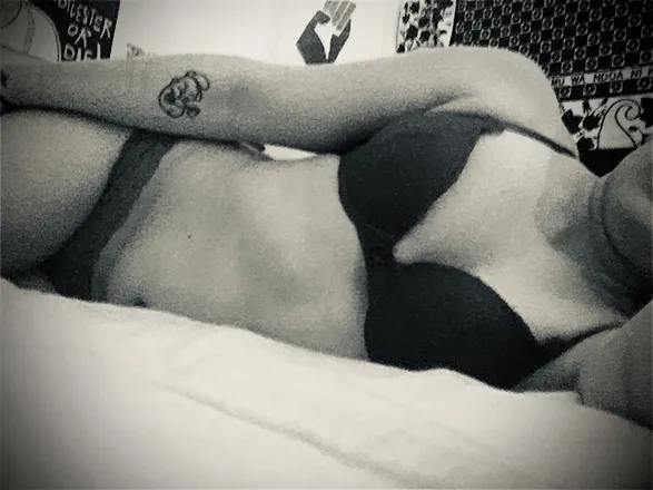 OnlyFans cuenta h0lyst0ne header 2