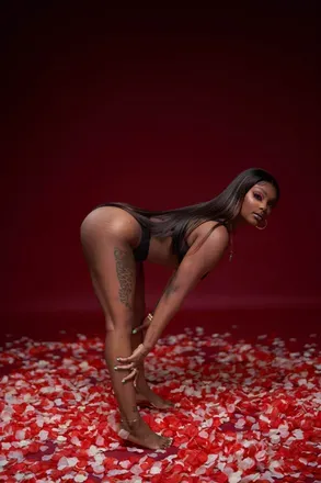OnlyFans account  sassyyazz avatar 1