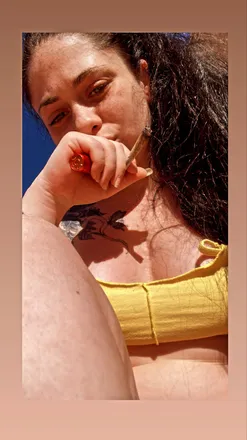 OnlyFans cuenta lapequee06 header 2