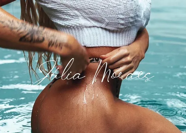 OnlyFans cuenta juliamoraes.daily header 2