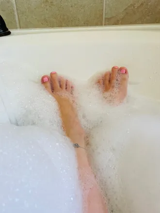 OnlyFans cuenta feetforyoursole3.9 header 2