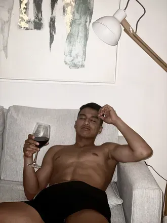 OnlyFans account  theyardguy avatar 1