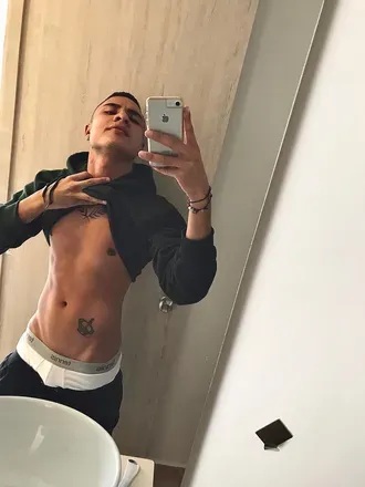 OnlyFans account  santypulgariin avatar 1