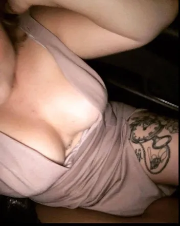 OnlyFans cuenta andreamblue header 2
