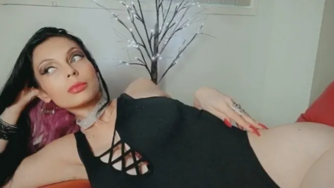 OnlyFans cuenta temptress_miranda header 2