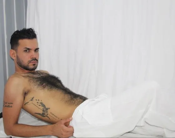 OnlyFans cuenta adarikgrey1 header 2