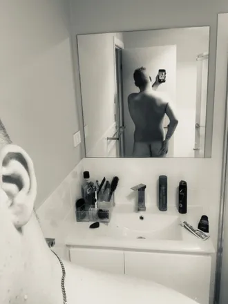 OnlyFans account  anonymousken header 2
