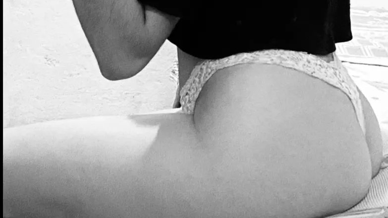OnlyFans cuenta korassecret header 2