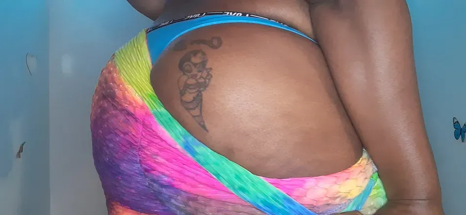 OnlyFans cuenta mzjuicydaqueenbee avatar 1