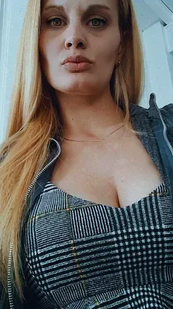 OnlyFans cuenta rubia-arg header 2