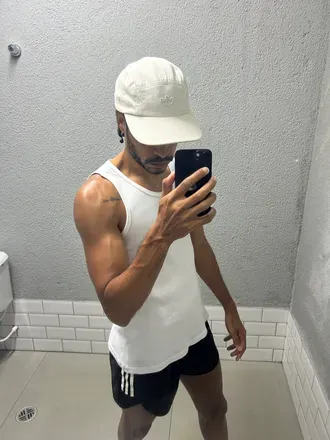 OnlyFans account  luc_bottom avatar 1