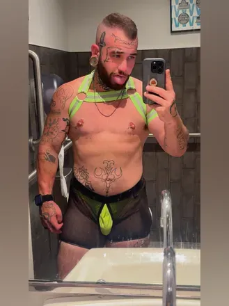 OnlyFans cuenta tattedtransboi avatar 1