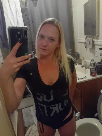 OnlyFans cuenta toplesspothead avatar 1