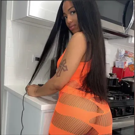 OnlyFans cuenta yumm-yass avatar 1