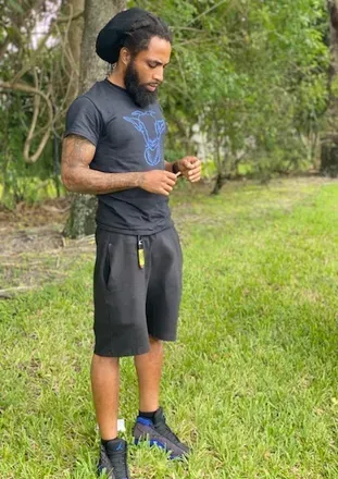 OnlyFans cuenta kingrose305 avatar 1