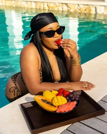 OnlyFans cuenta raenaofficial avatar 1