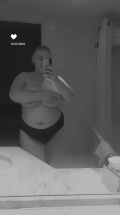 OnlyFans cuenta scarlett_camx header 2