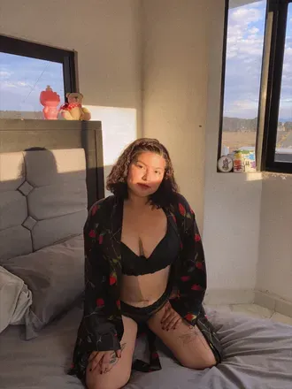 OnlyFans account  una_chelita_con_papitas avatar 1