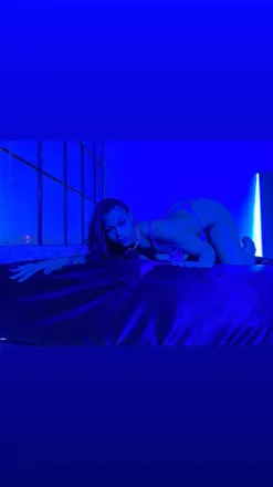OnlyFans cuenta nuwmii header 2