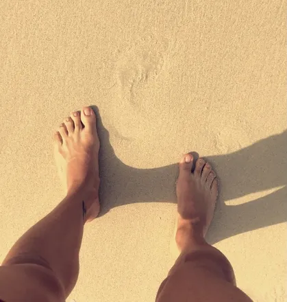 OnlyFans cuenta guilty_feet header 2