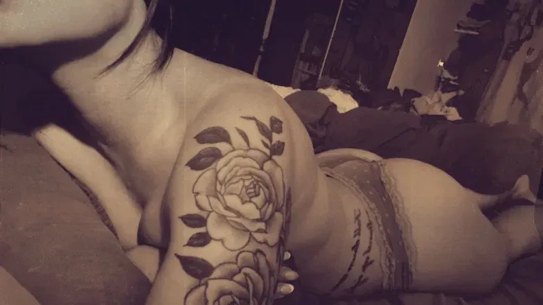 OnlyFans cuenta swedishgirl27 header 2