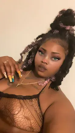 OnlyFans account  kreamfilling avatar 1