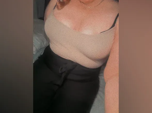 OnlyFans cuenta anaap.curvy.only header 2