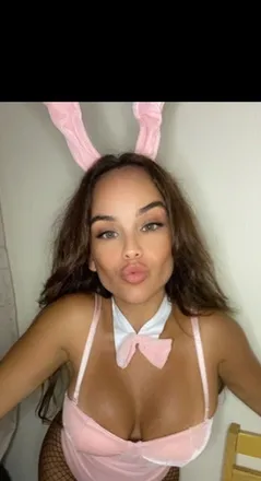 OnlyFans cuenta simply_yamg header 2