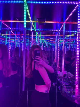 OnlyFans cuenta luciiskye header 2