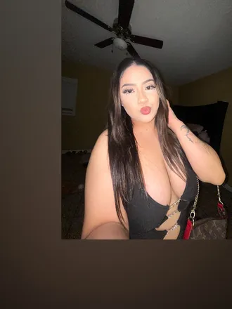 OnlyFans cuenta xo.cherryy header 2