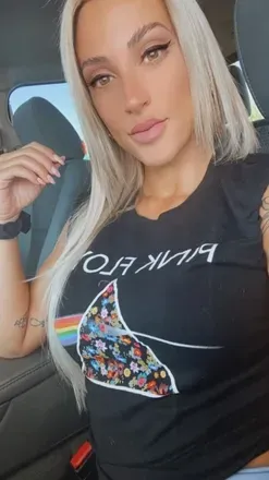 OnlyFans cuenta nikkisixxandfeet avatar 1