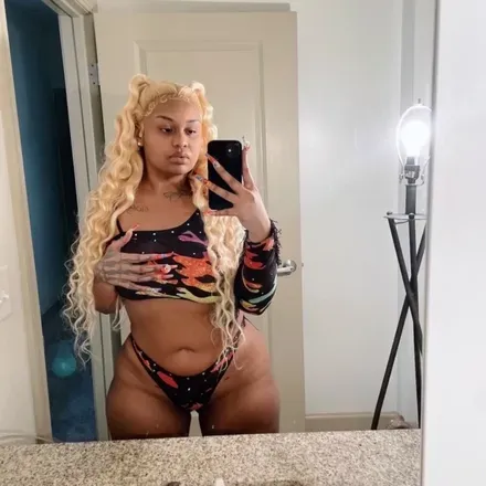 OnlyFans cuenta come2kisland avatar 1