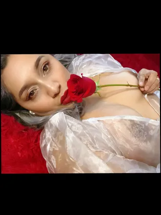 OnlyFans account  liztif header 2