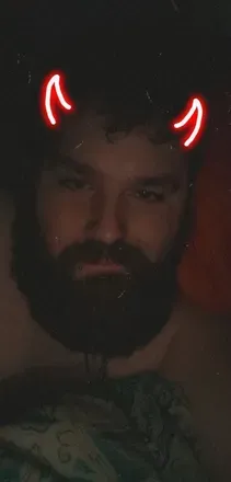 OnlyFans of beardedcracker