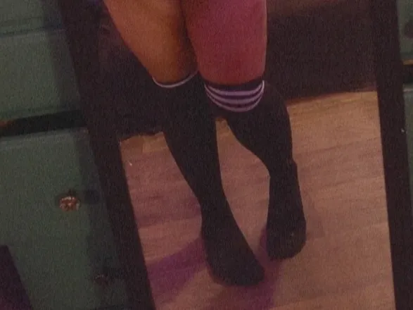 OnlyFans cuenta littlecrybaby22 header 2