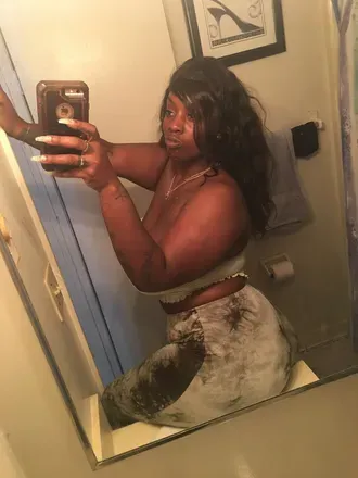OnlyFans cuenta eatmychoc103 avatar 1