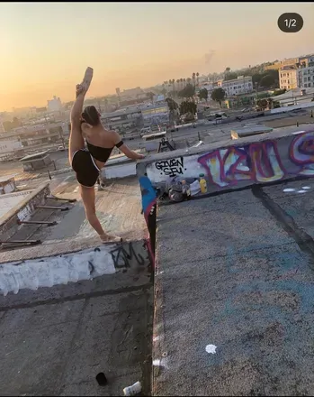OnlyFans cuenta ballerina header 2