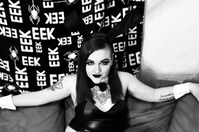 OnlyFans cuenta freebunni header 2