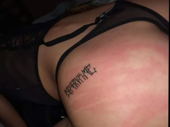 OnlyFans cuenta cherryanne19 header 2