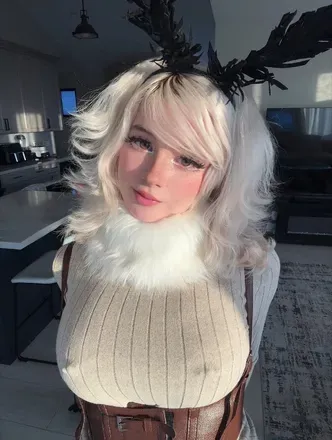 OnlyFans of yumiafterdark